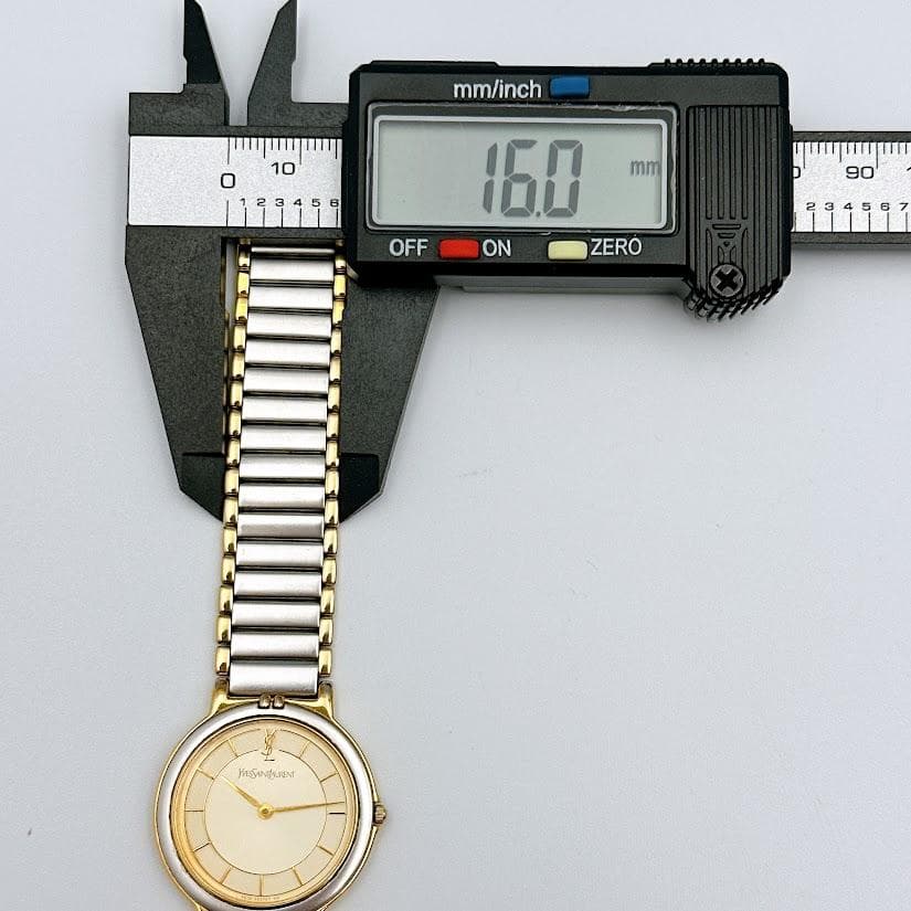 イヴサンローラン 腕時計 ユニセックス メンズ レディース 箱 コマ付 動作良好