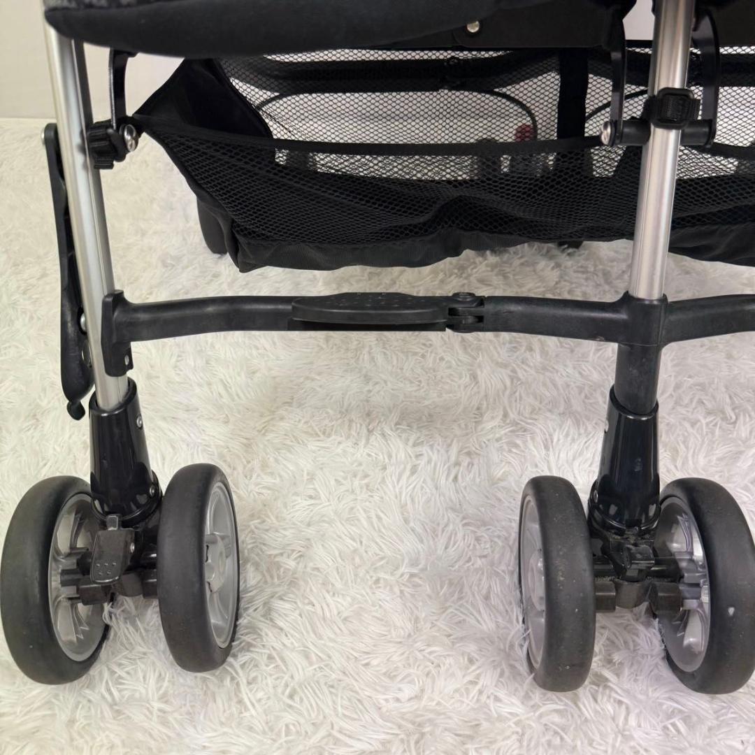 【美品】Combi コンビ　2人乗り　ツインスピン　双子 ベビーカー 62-2