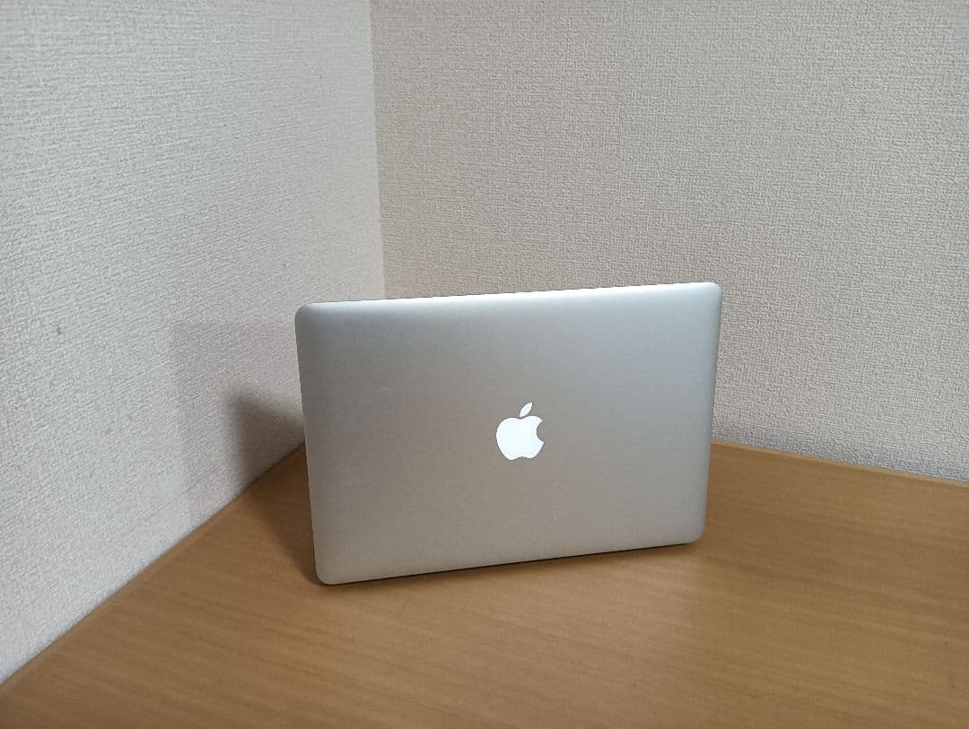 MacBok Air 2015 13型 充放電106回 ＋ DVDドライブ付