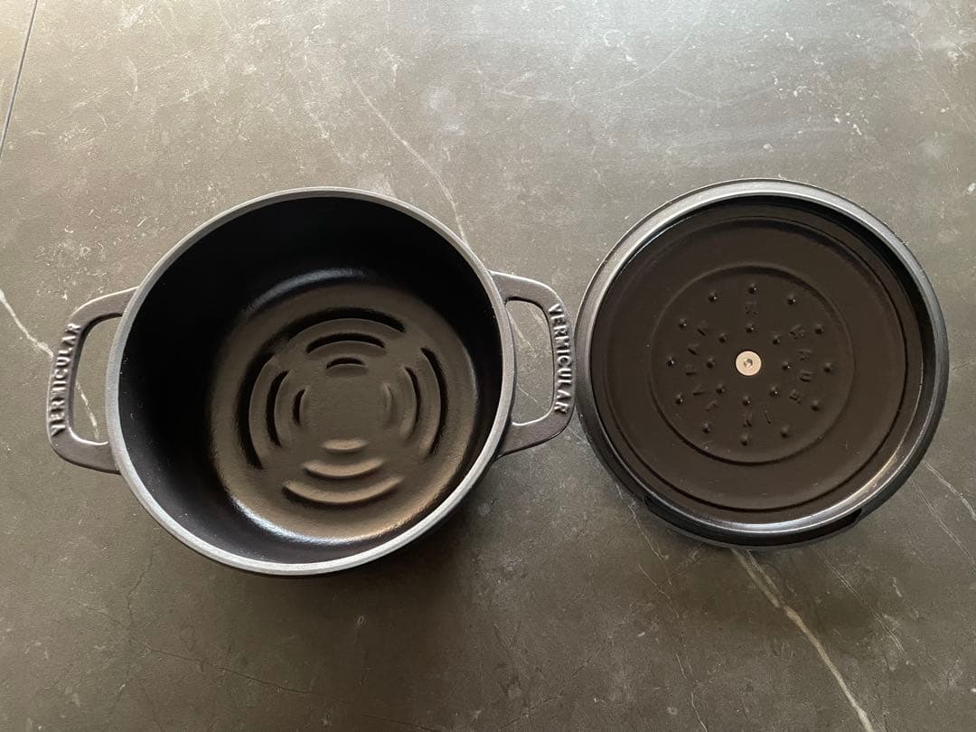 バーミキュラ　オーブンポット2 ミニ（14cm）& マグネットトリベット