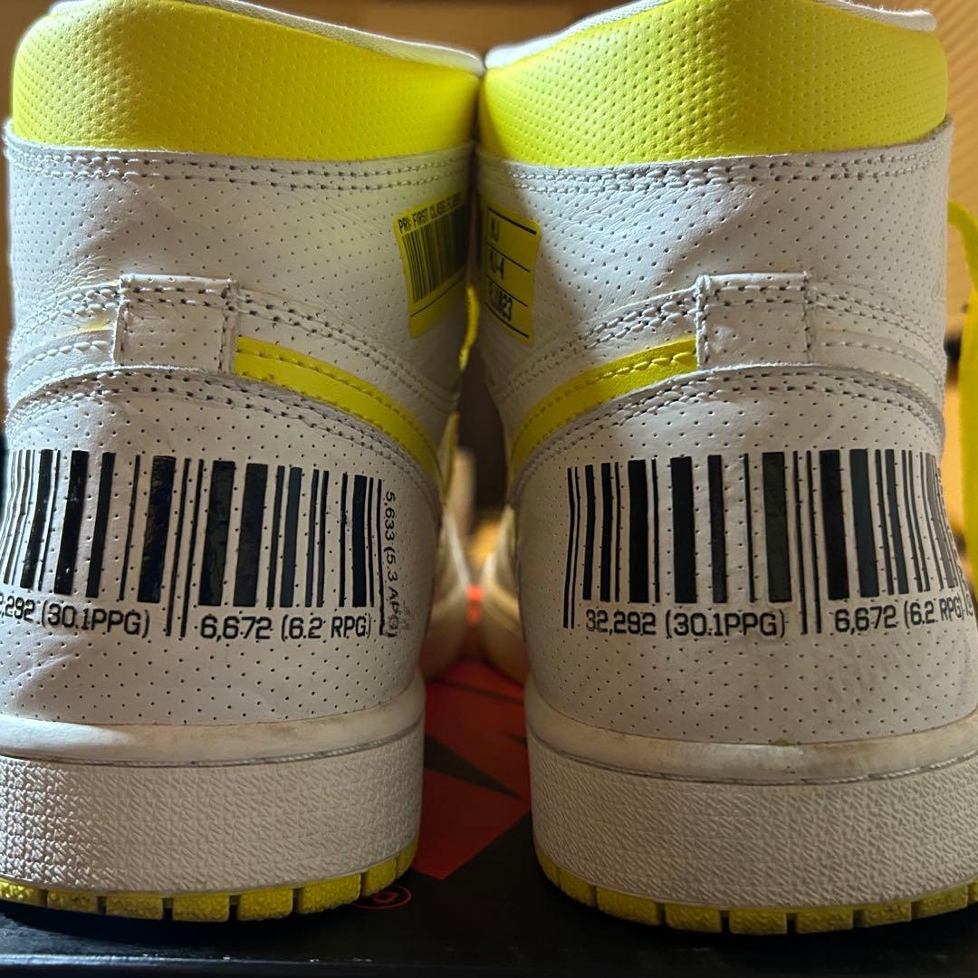 靴 Air Jordan 1 High OG First Class Flight