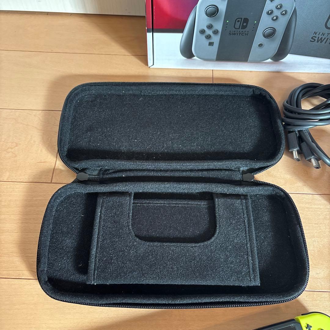 Nintendo Switch 本体 ネオン　青/黄 付属品付き