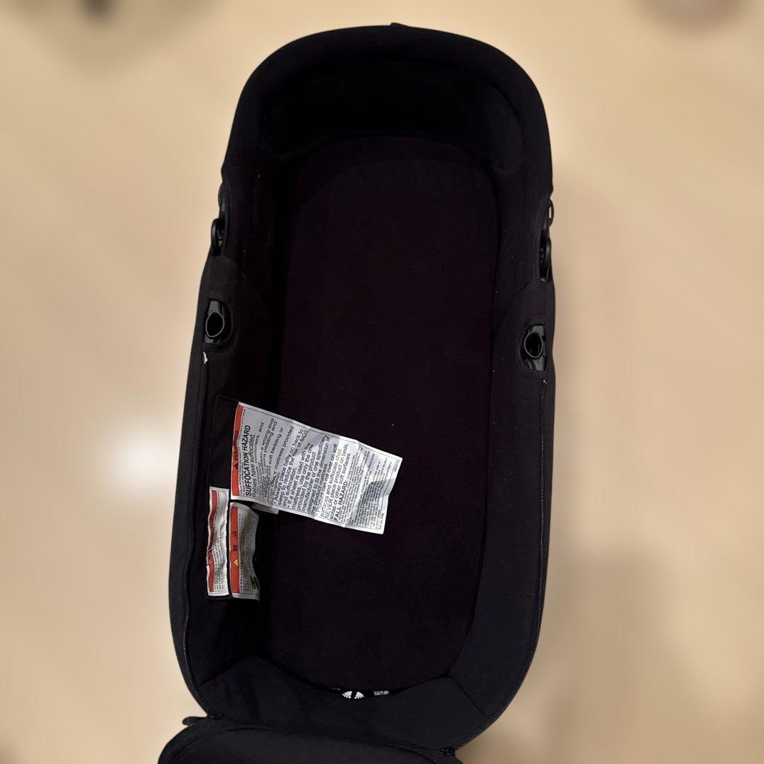 バガブー　ドラゴンフライ　キャリーコット 黒