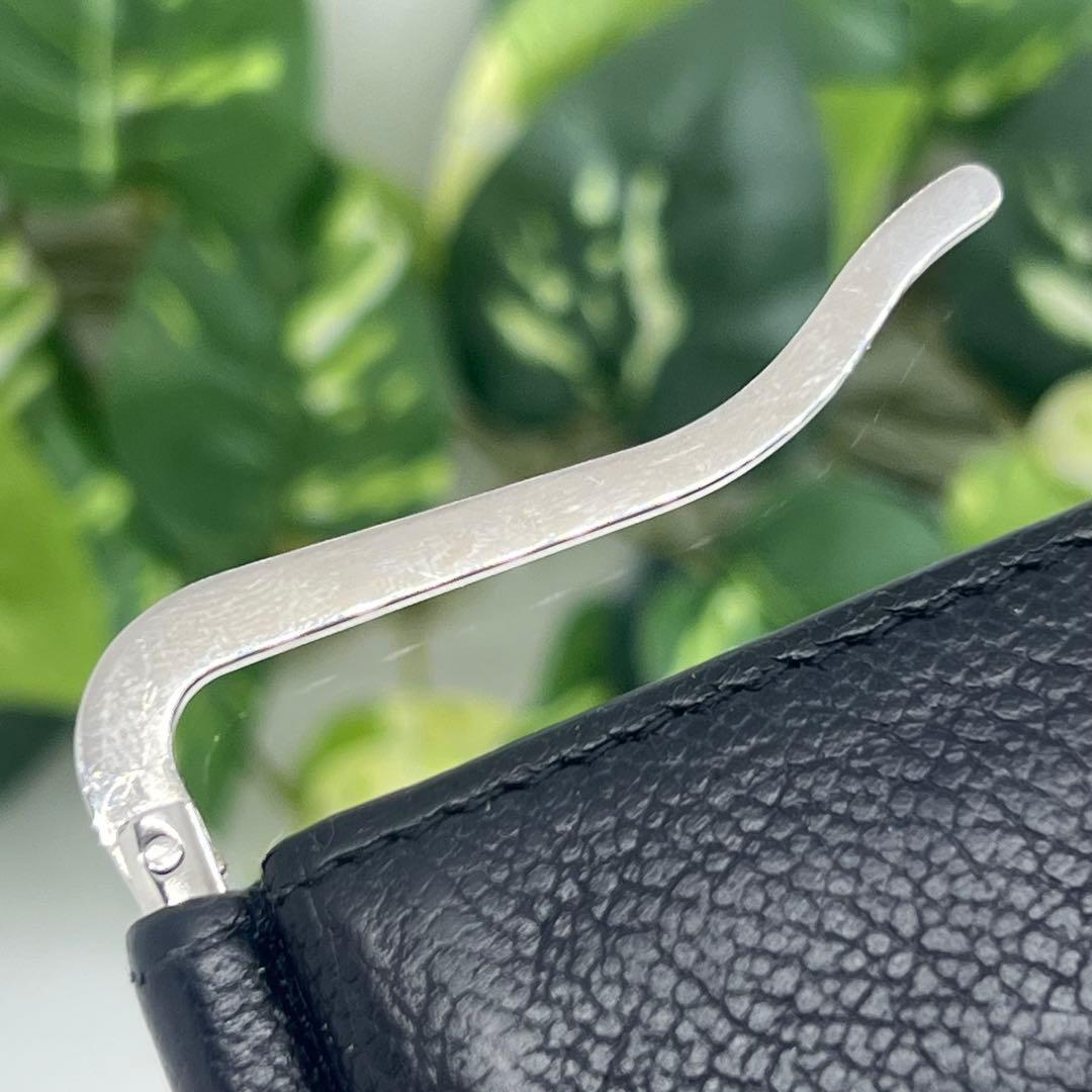 PRADA マネークリップ付き レザー シルバー金具 カードケース 財布0564