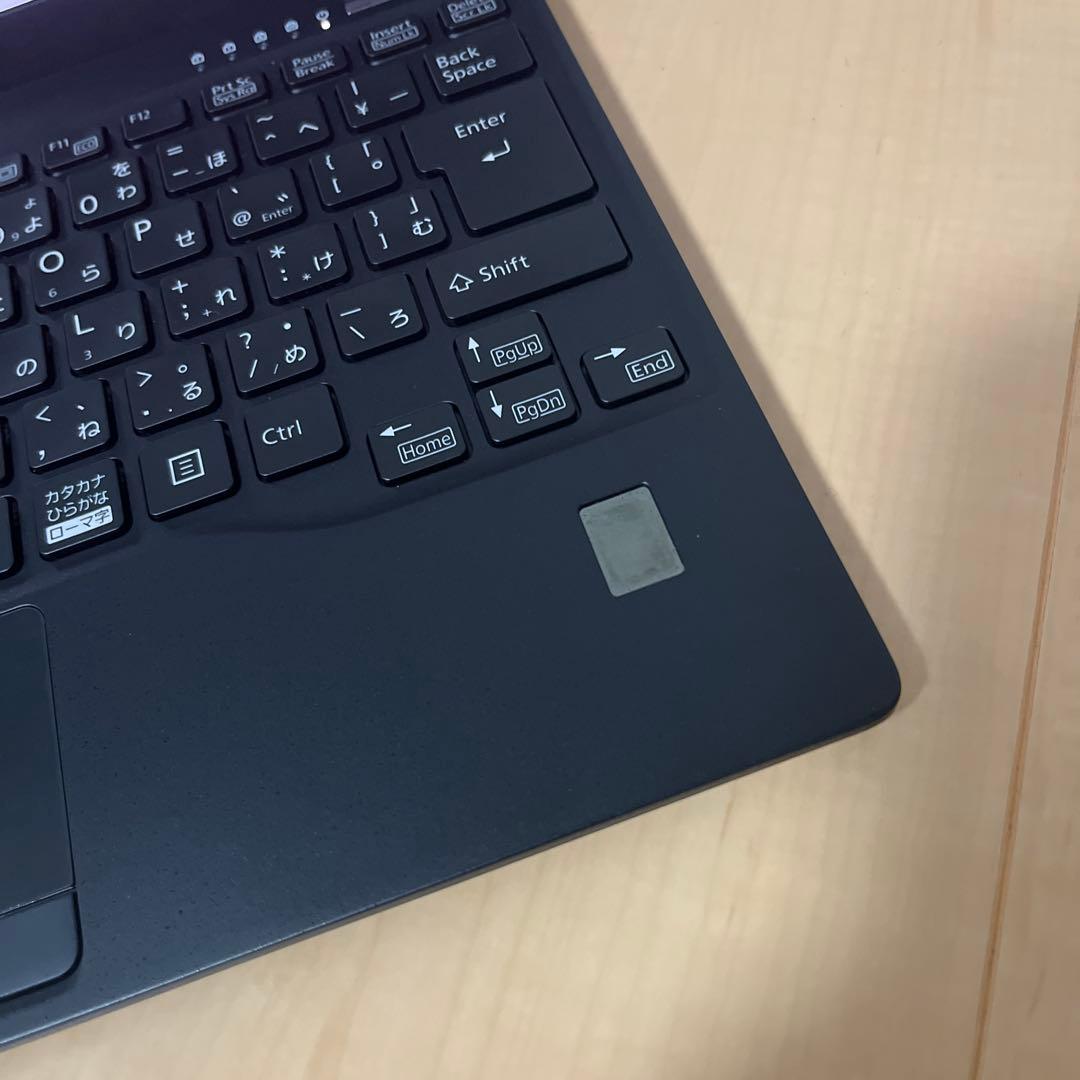 FUJITSU Core i7 11Gen 2021年製 ノートパソコン