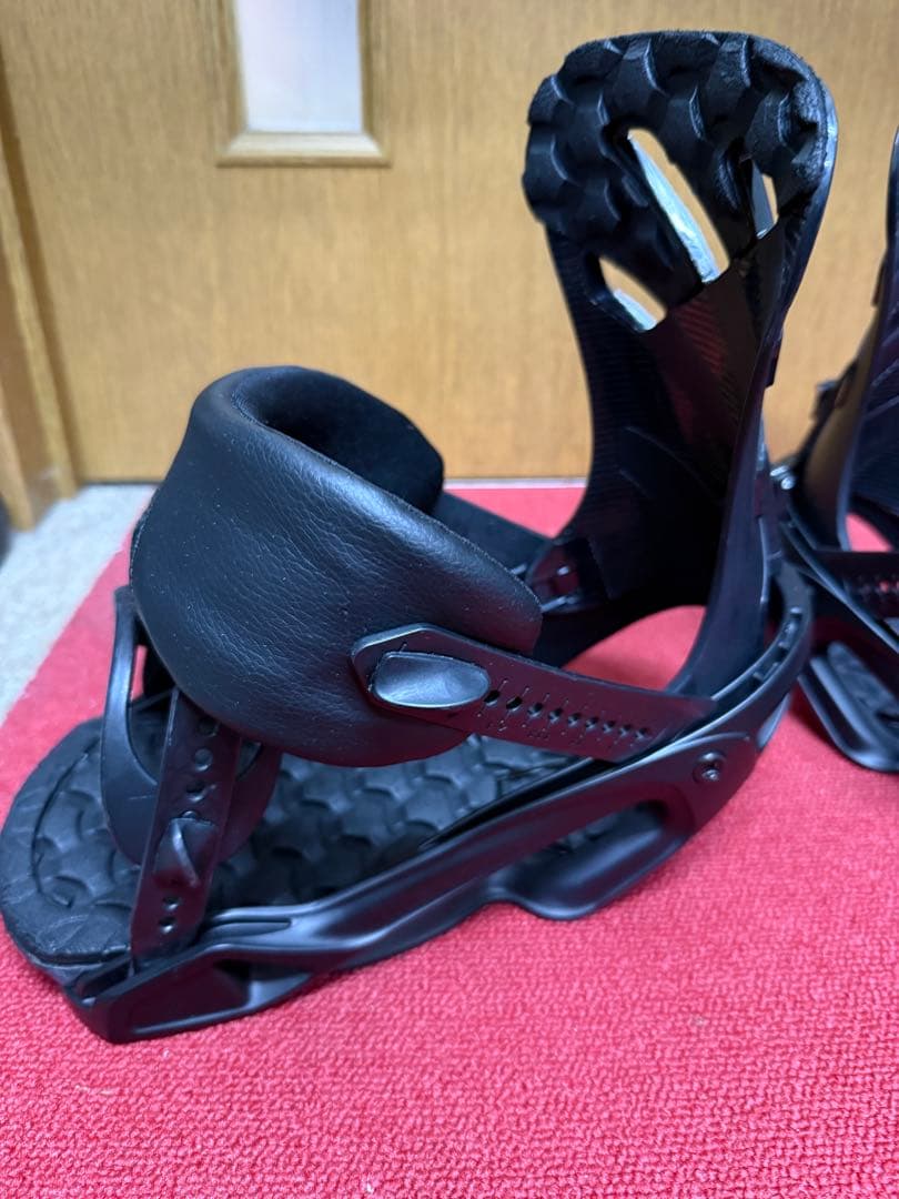 あ*ー様 SALOMON バインディング RHYTHM BLACK　正規品 スノ