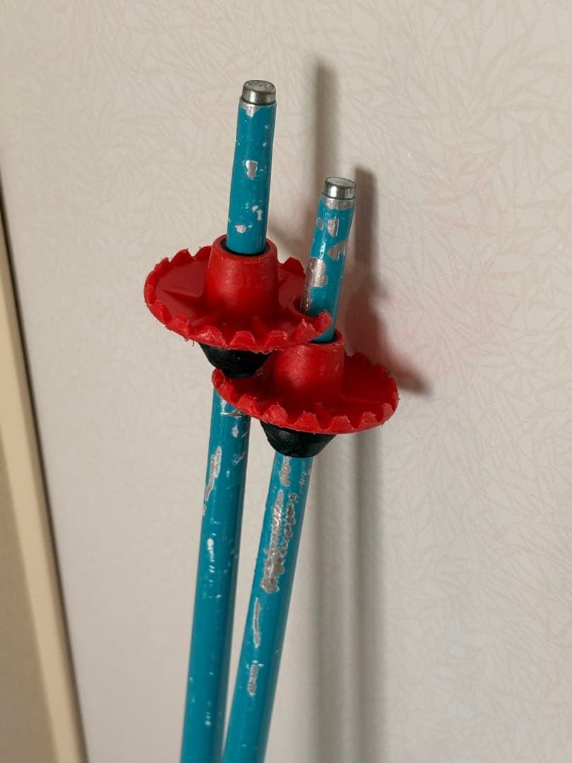 スキー学習 Salomonスキー板130とストック95セット　サロモンジュニア