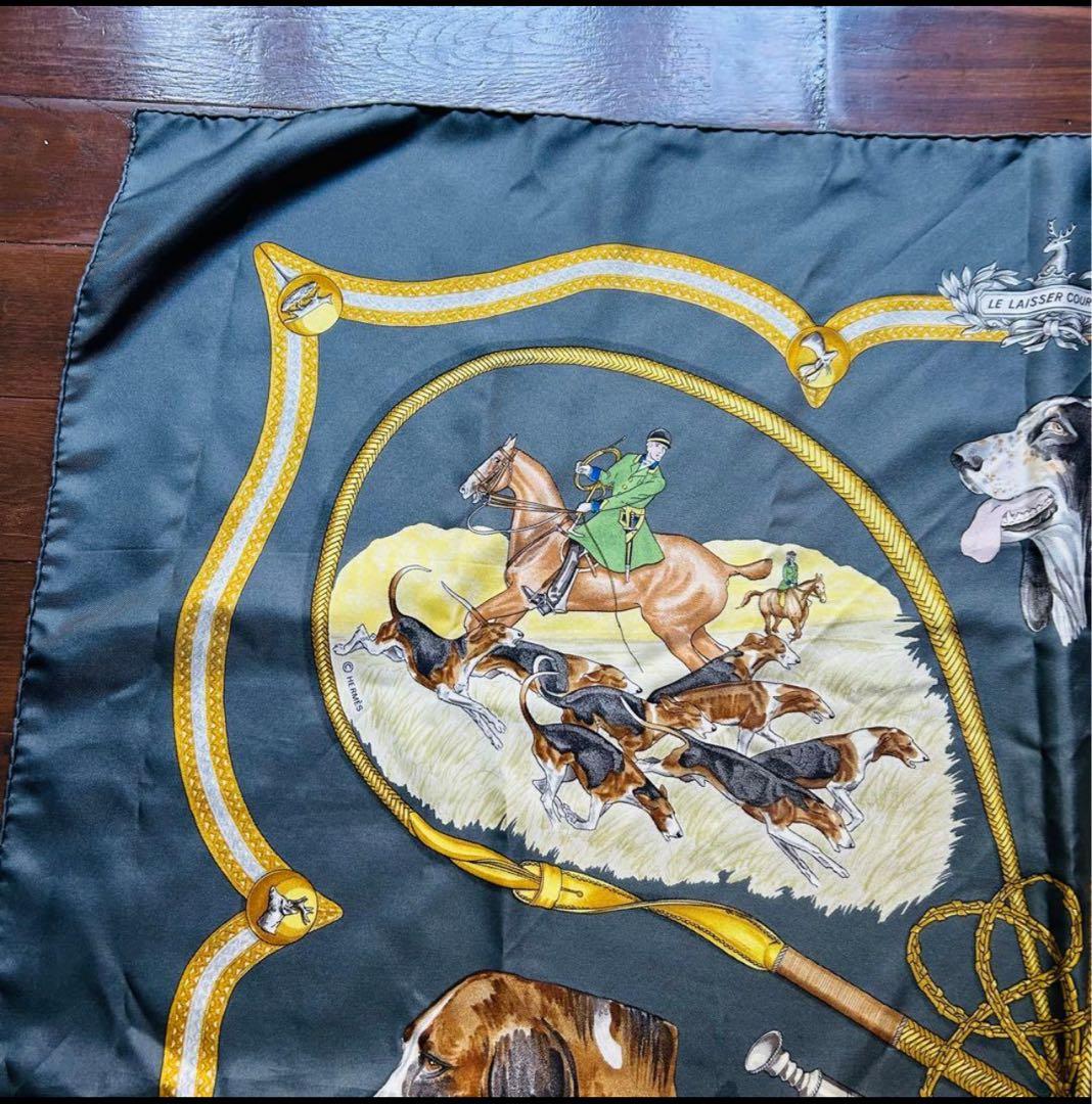 【HERMÈS カレ90 】エルメス スカーフ 犬 狩猟柄 グレー