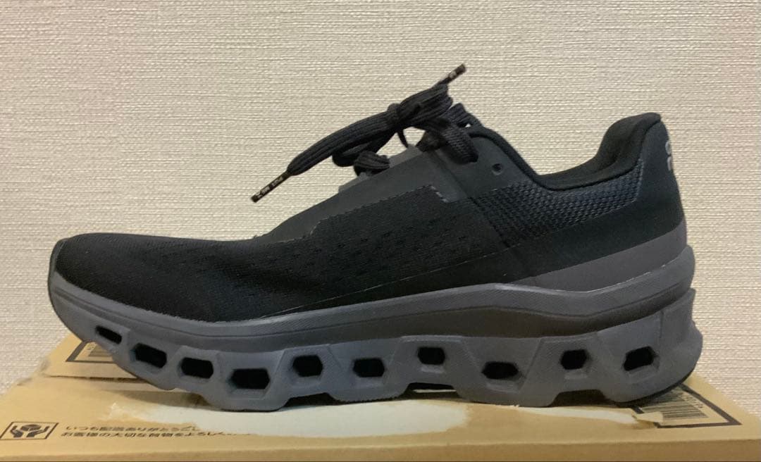 On オン Cloudmonster クラウドモンスター 黒 24㎝　美品