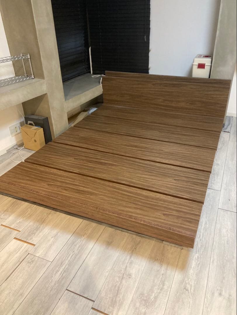 ベッドフレーム　寝具