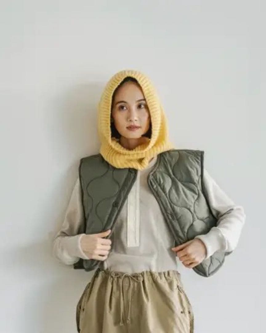 HYKE 美品⭐️ハイクキルティングベストQUILTED CROPPED VEST