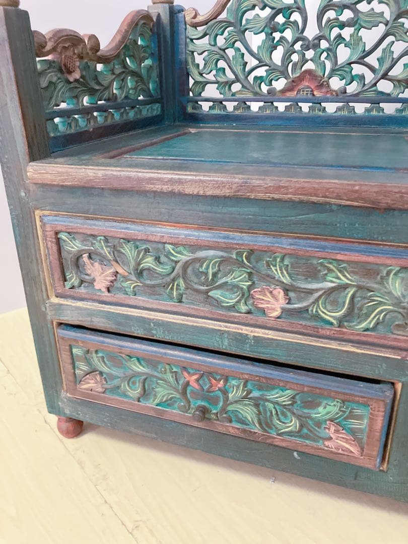 彫刻　アンティーク　木製　チェスト　ベンチ　飾り棚　インドネシア家具　アジア家具