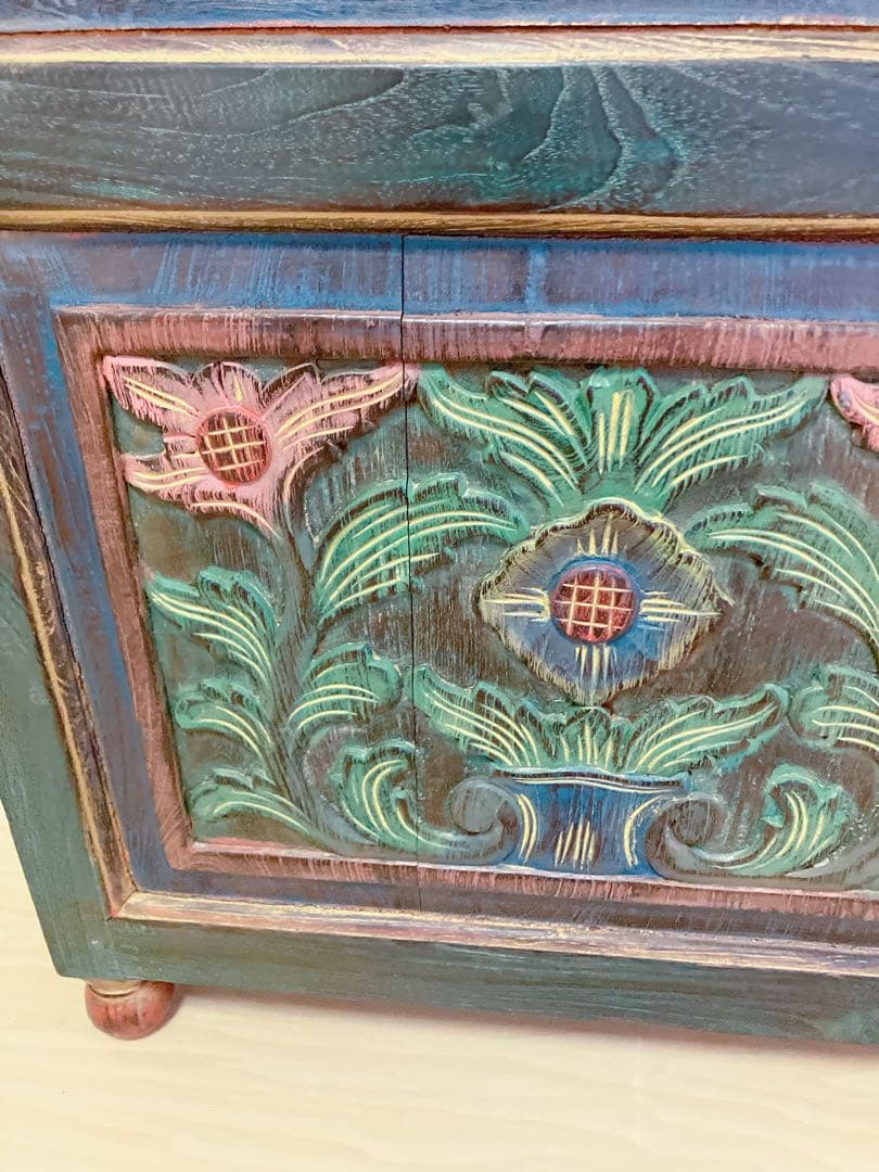 彫刻　アンティーク　木製　チェスト　ベンチ　飾り棚　インドネシア家具　アジア家具