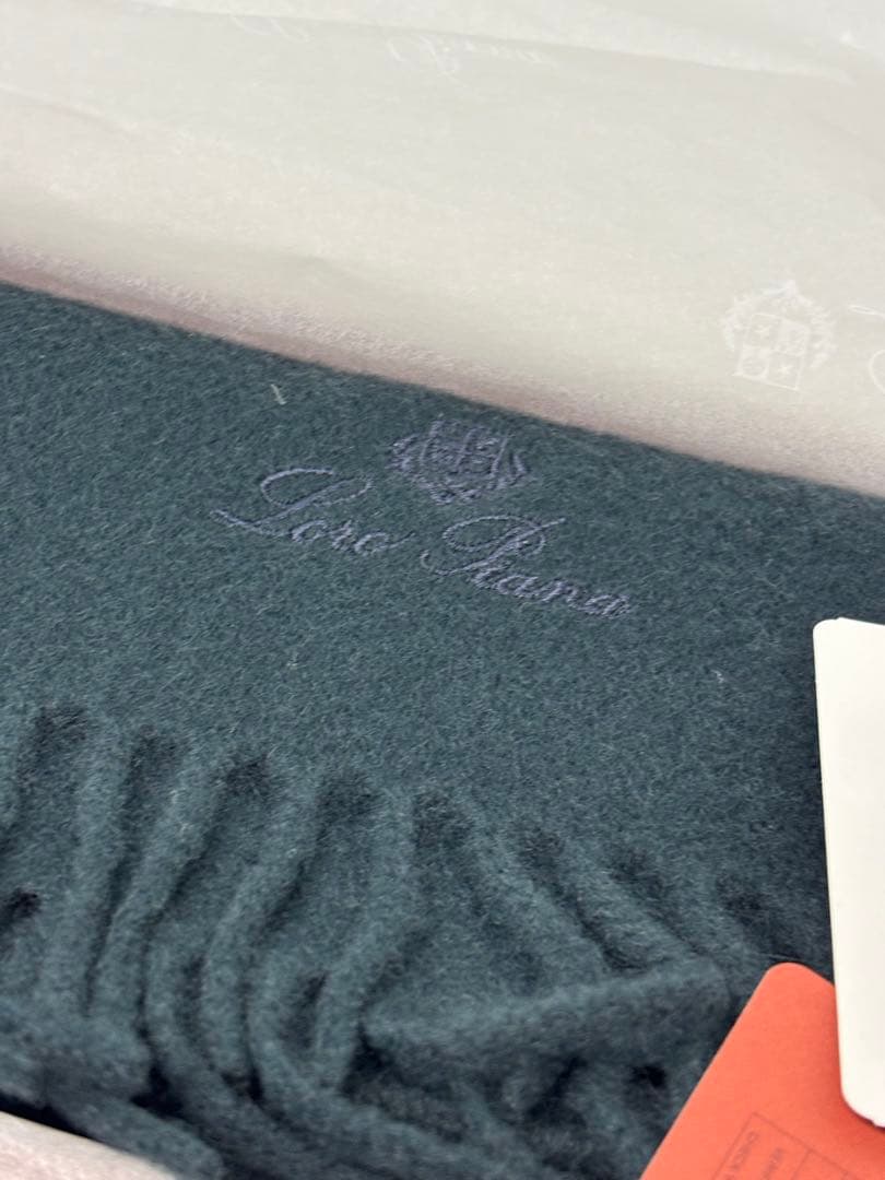 未使用美品Loro Piana ピッコラウニタスカーフカシミヤ グリーングレー