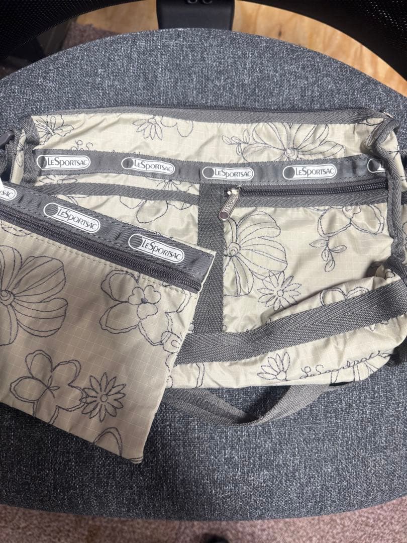 LeSportsac 花柄 ボストンバッグ 大容量バック、ポーチセット✨