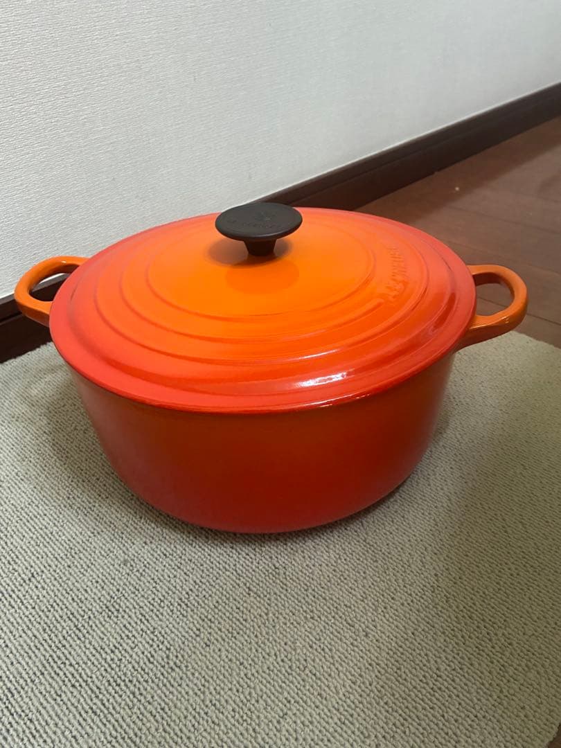 LE CREUSET　26cm　新品未使用　オレンジ　両手鍋　鋳物ホーロー