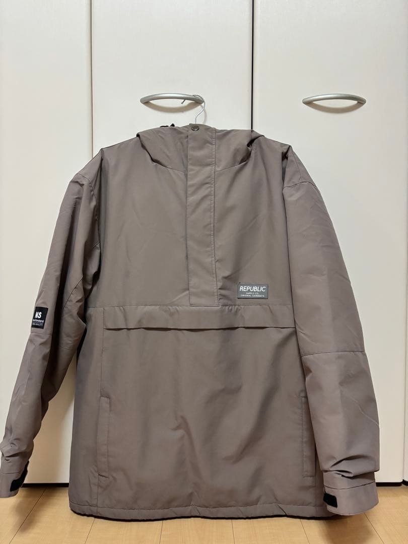 republic スノーウェア　上下セット（XL）