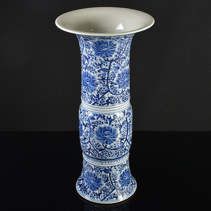 中国　青花纏枝花連卉文　尊式瓶　V　R6155B