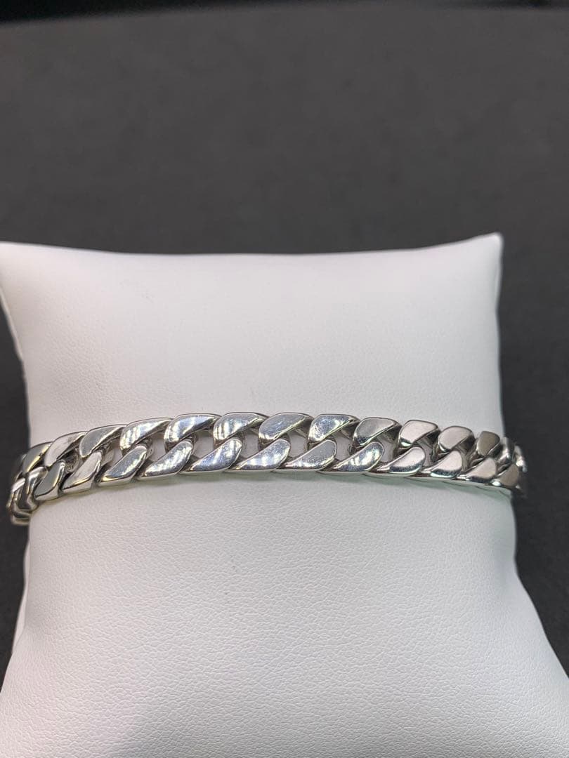 アクセサリー Floki