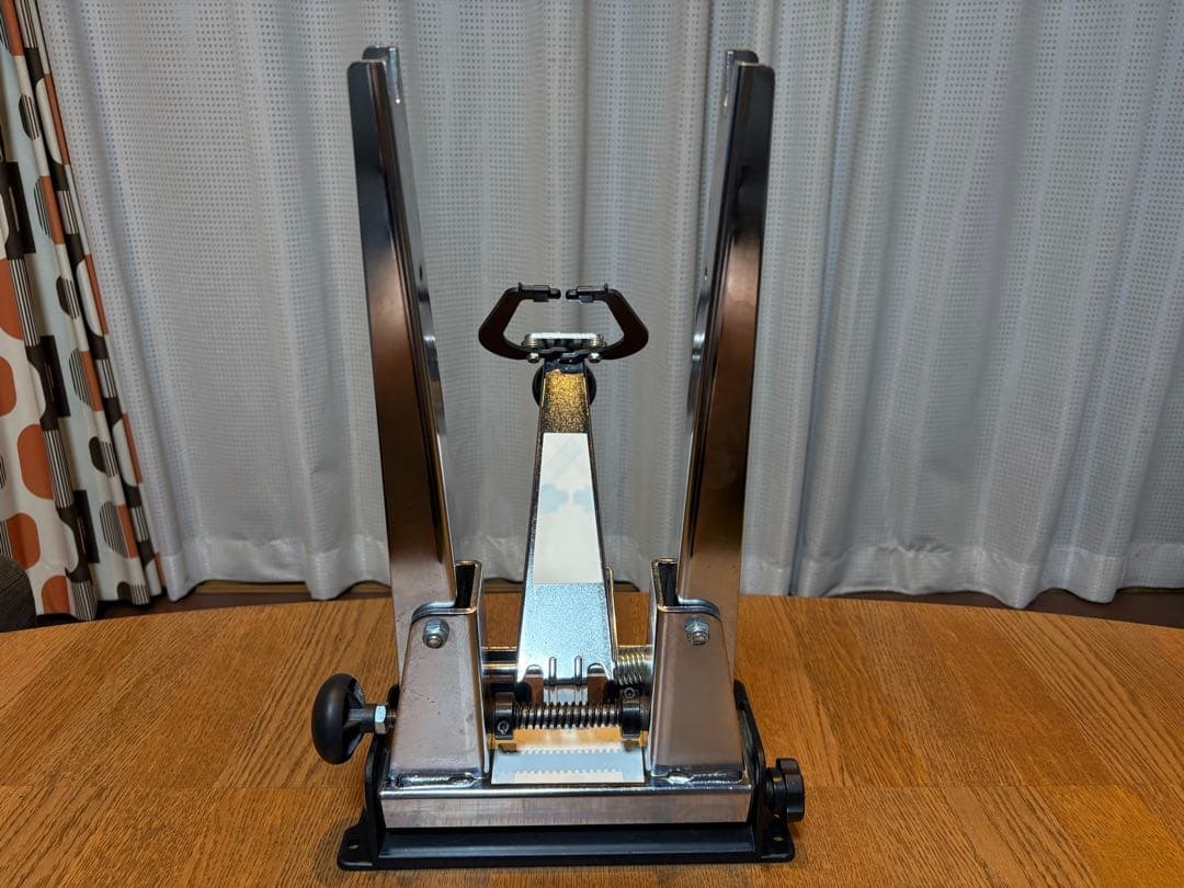 Park Tool TS-2.2 振れ取り台