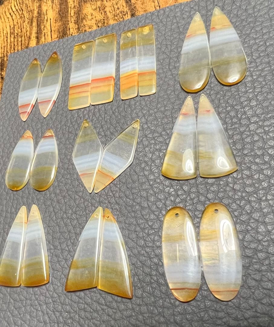 アイリスアゲート　数種類　14kgfピアス