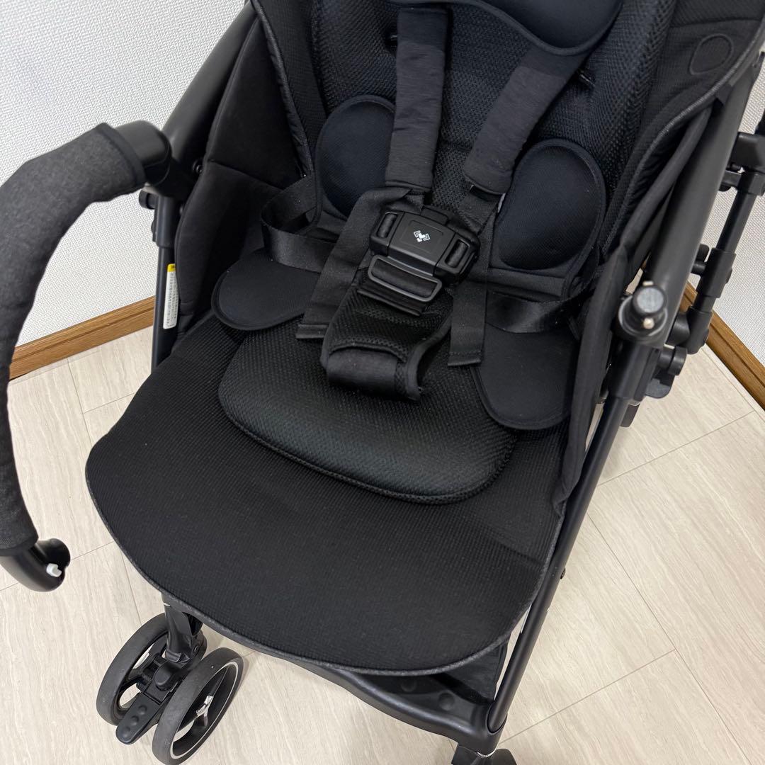 【美品】2023年製 アップリカ ラクーナクッションフリー プラスAB