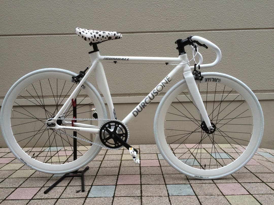 自転車DURCCUSONE