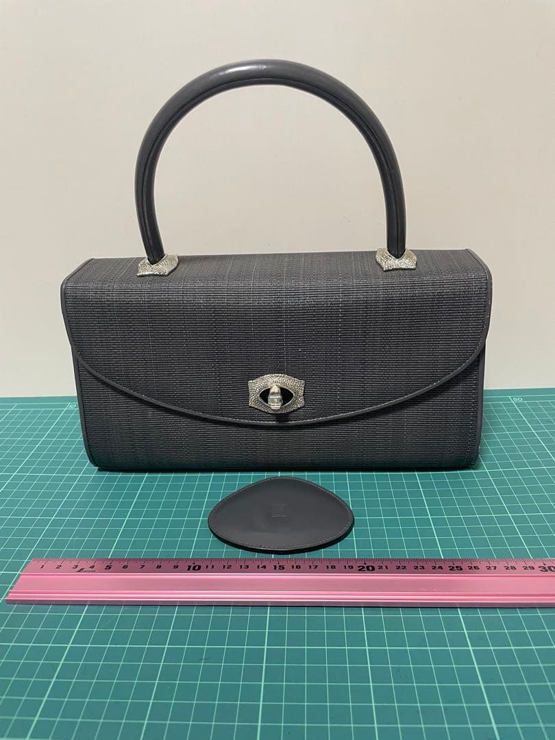 COMTESSE ホースヘア シルバーハンドバッグ