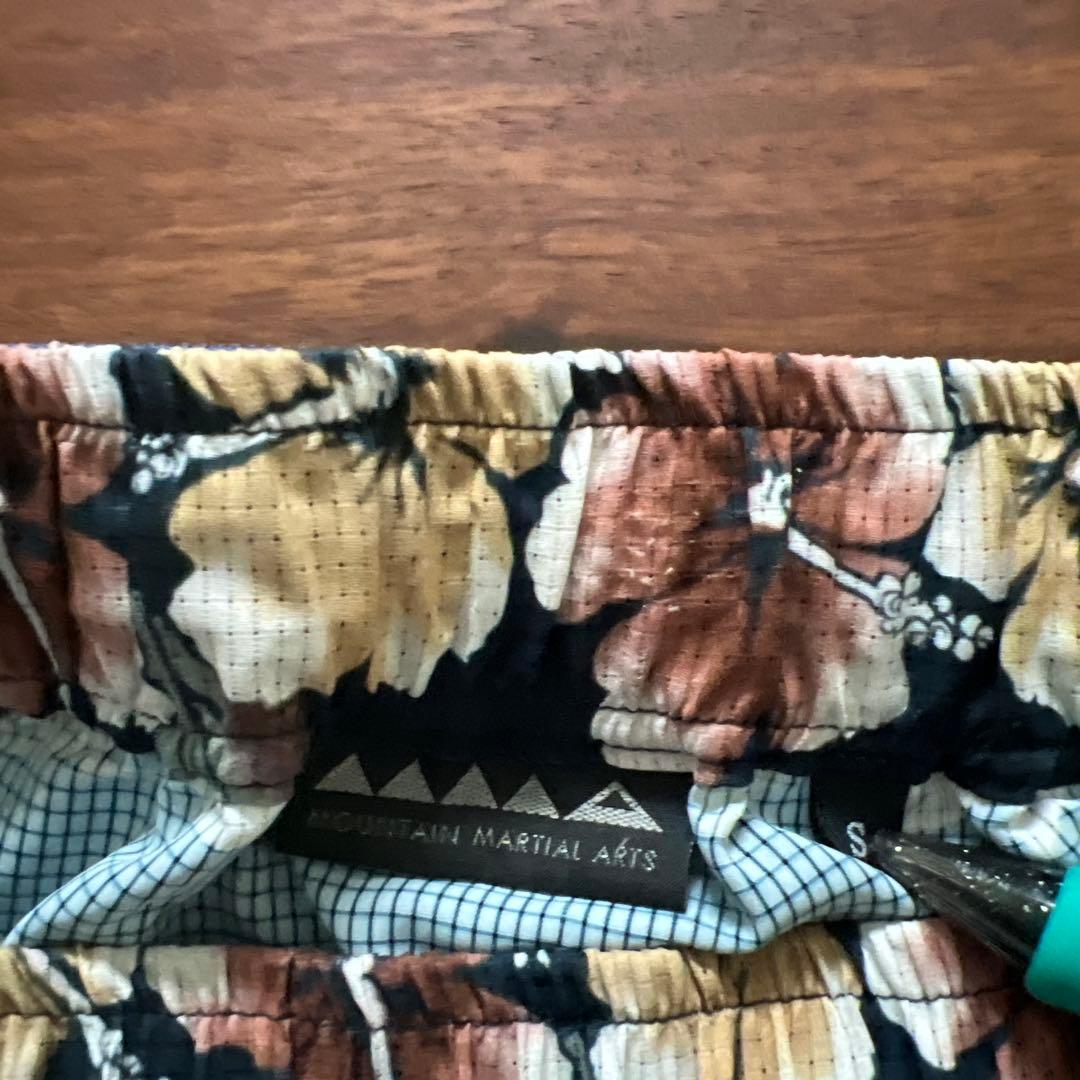 MMA マウンテンマーシャルアーツ　ユニセックス　ランニングパンツ　Sサイズ