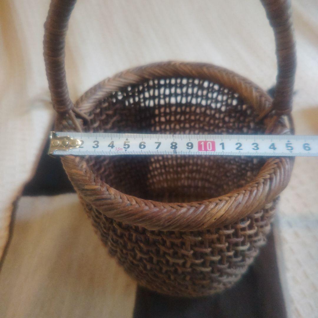 アケビ　木通　籠　バスケット