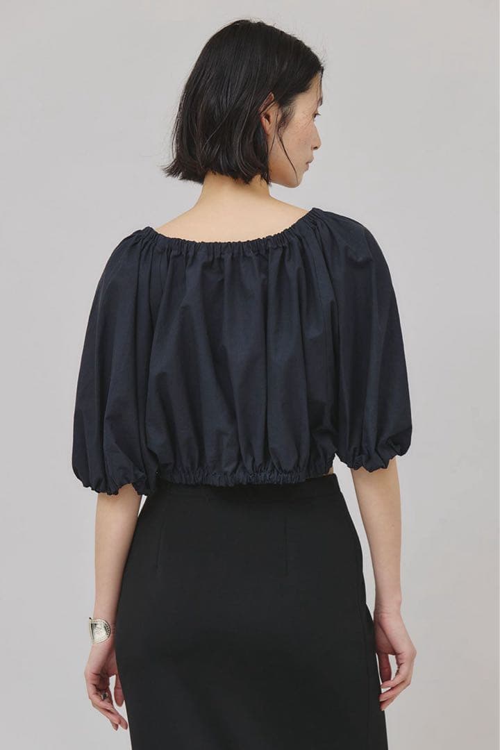 カレンソロジー　ギャザーボレロブラウス