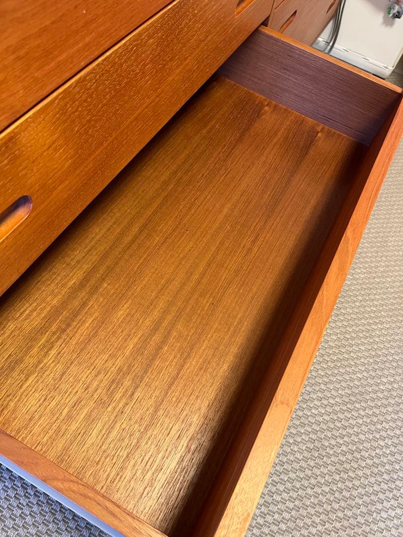 CHLOROSクロロスチークワイドチェスト　ミッドセンチュリースタイル