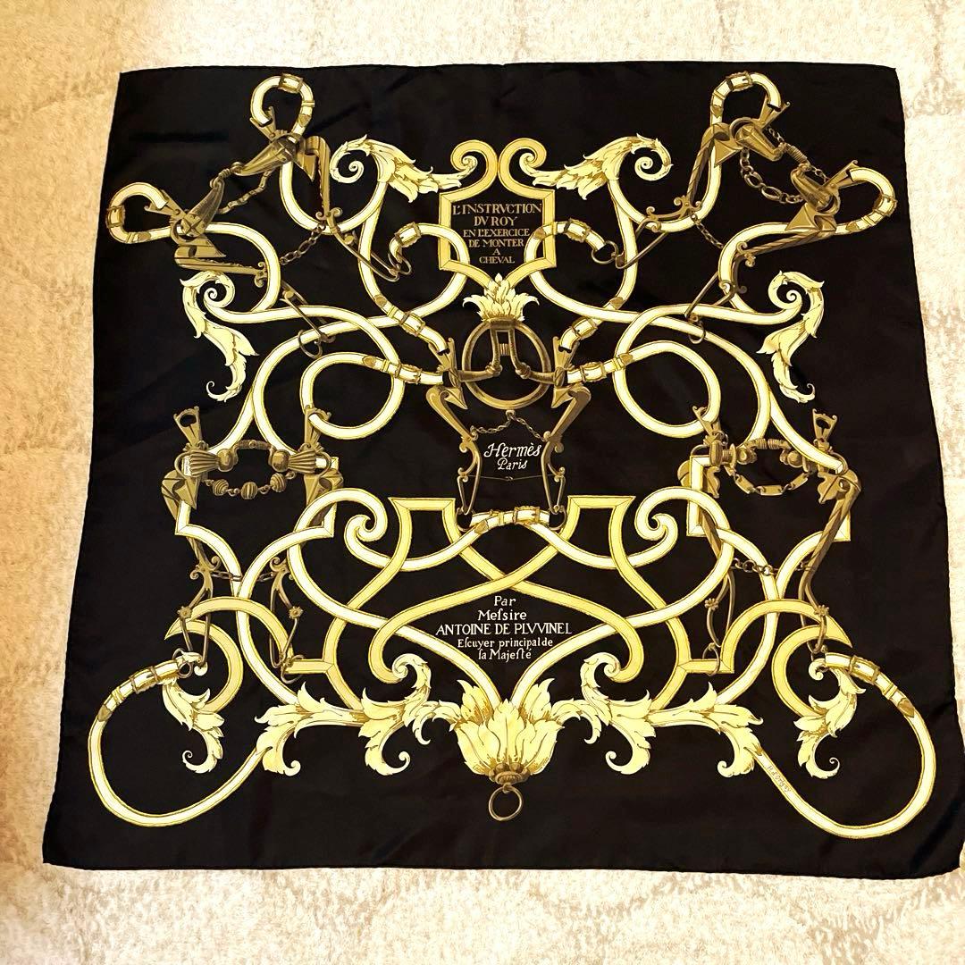 エルメスHermes スカーフ 黒 馬具デザイン