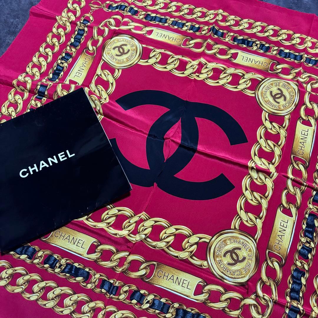 CHANELシャネル ロゴココマーク チェーン 柄シルク 100% スカーフ