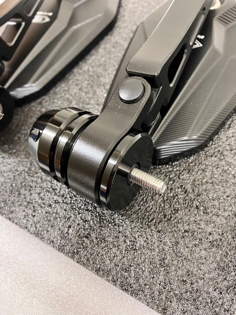 Kaedear カエディア バーエンドミラー( M6ボルト対応)ホンダ車等