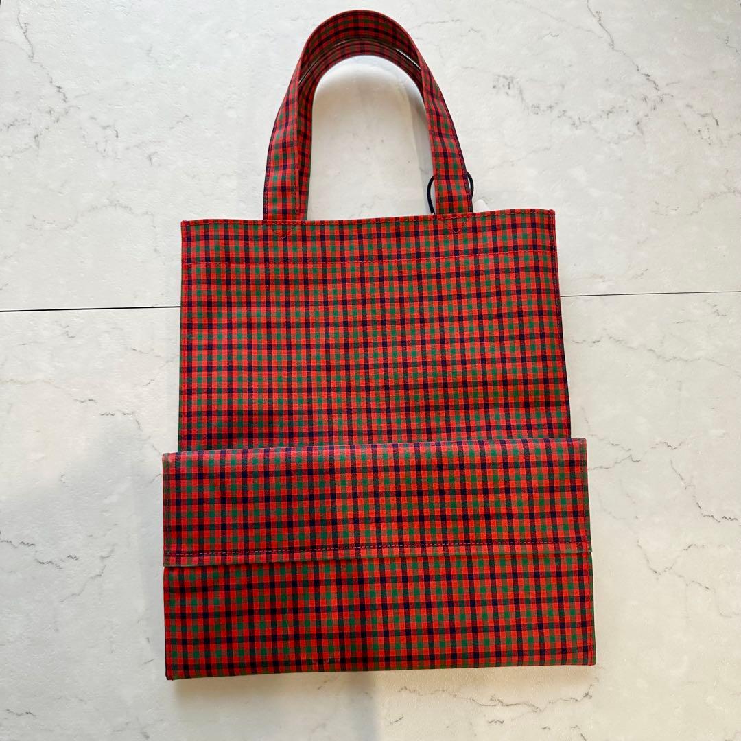 完売品　ファミリア　トートバッグ ファミリアチェック　赤　大　レッド　長方形