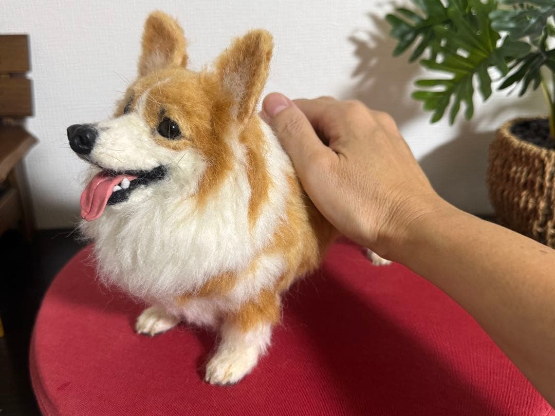 週末値引き！わたわたペット　羊毛フェルト作品　笑顔のコーギー　『一緒に遊ぼうよ』