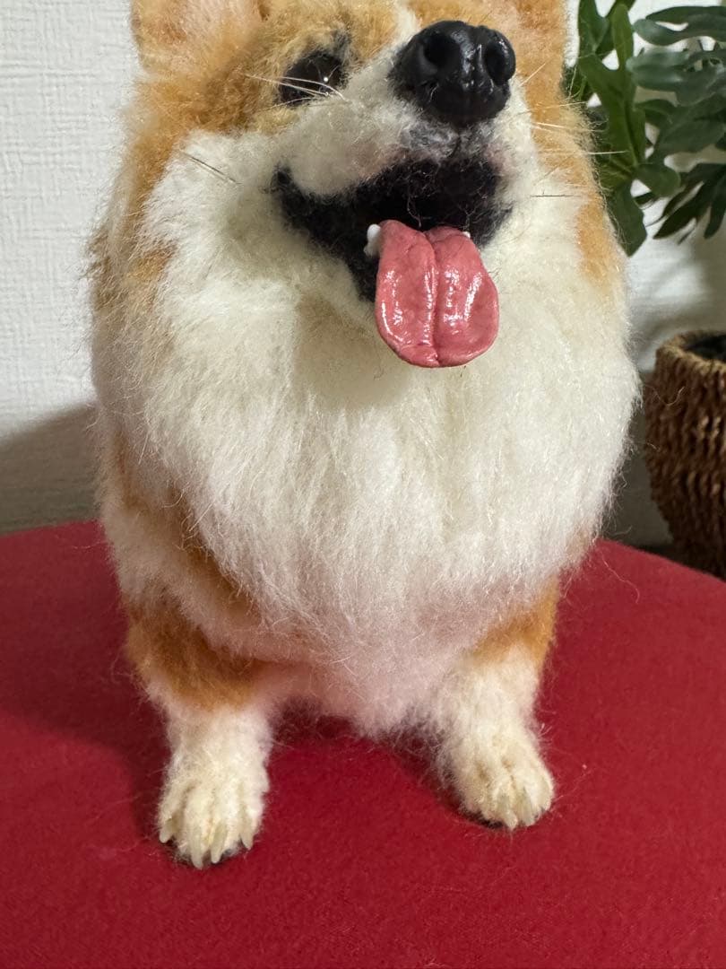 週末値引き！わたわたペット　羊毛フェルト作品　笑顔のコーギー　『一緒に遊ぼうよ』