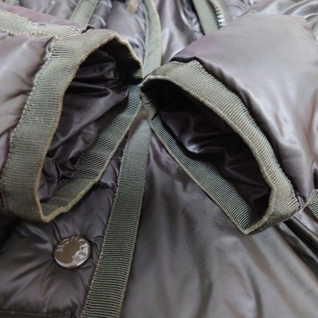 最終お値下げいたしました Moncler ダークグリーン ロングダウンジャケット