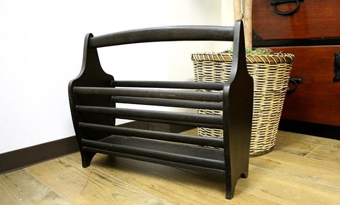 MARUNI　木製マガジンラック