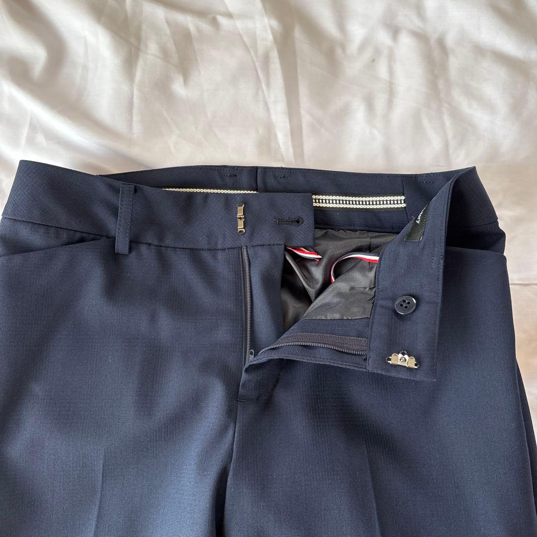 新品　パーフェクトスーツファクトリー　パンツスーツ　7号　ネイビー　タグ付き