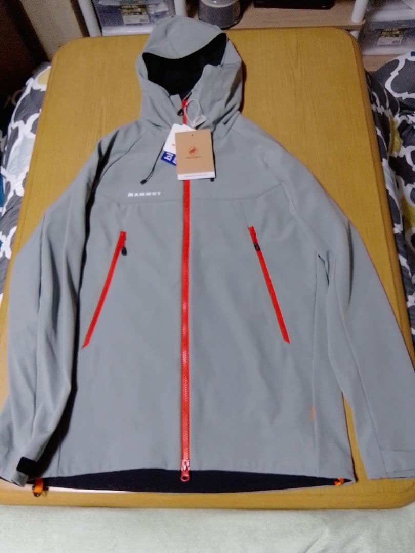 MAMMUT 　winterfheld so hooded jaket AF