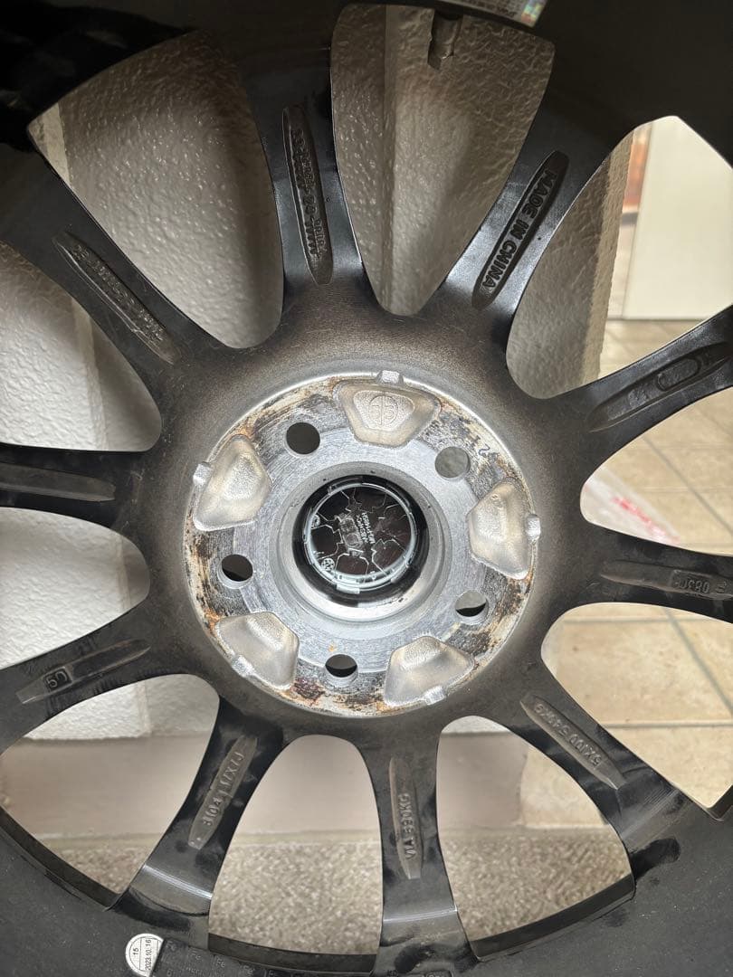 GRIPMAX 17インチスタッドレスタイヤ