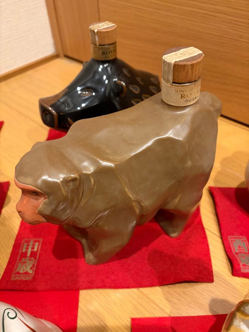 【未開封】サントリーローヤルウイスキー干支ボトル12年12本セット