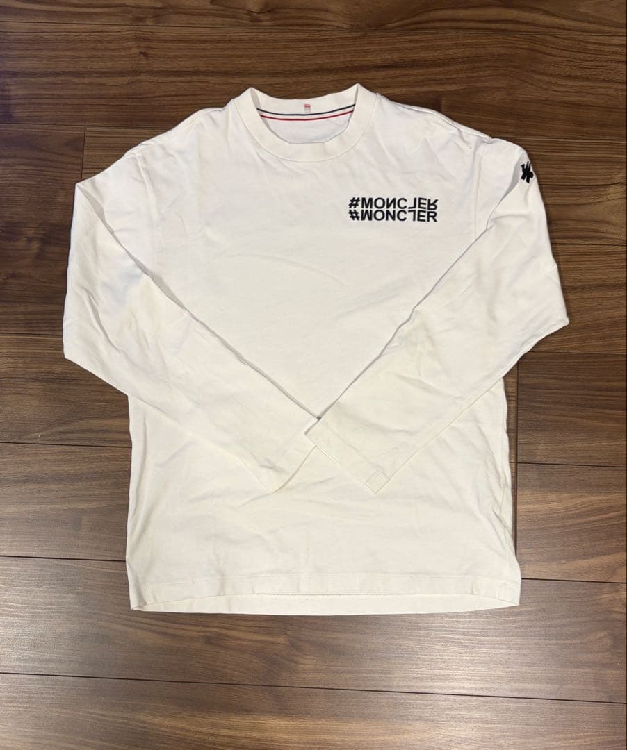 モンクレール　ホワイト長袖カットソー