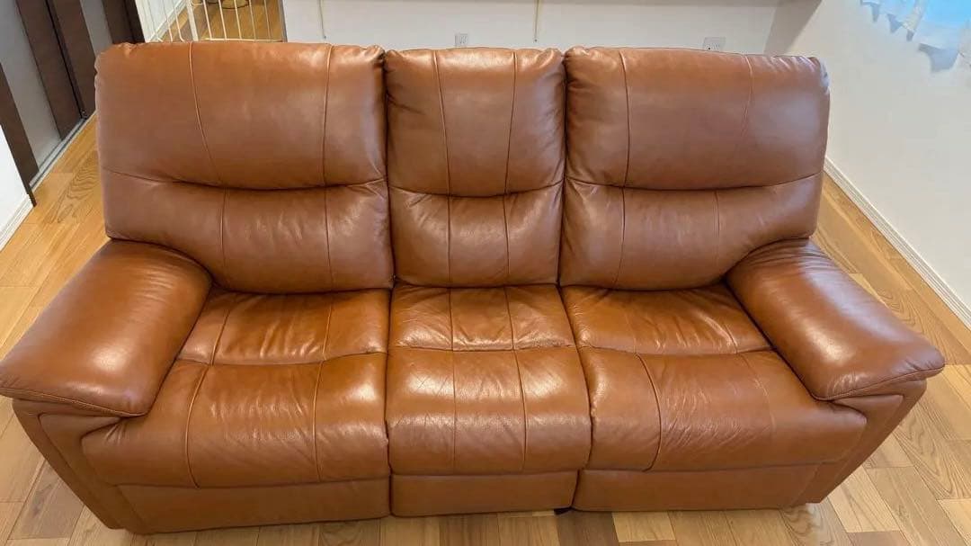 最終値下げ　ヤマダオリジナル電動リクライニングソファ　ライトブラウン　3人掛け
