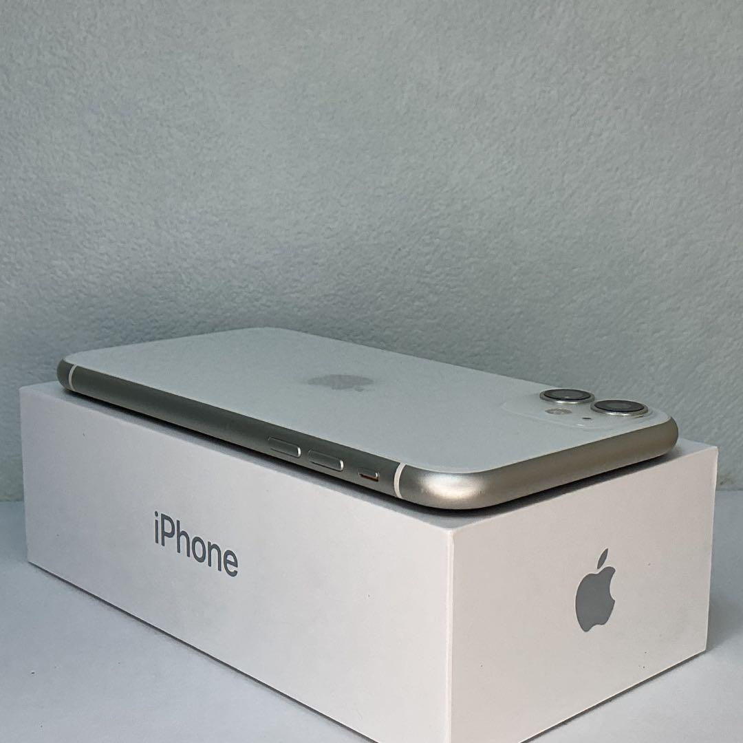 【極美品】iPhone11 128GB 新品バッテリー100% SIMフリー