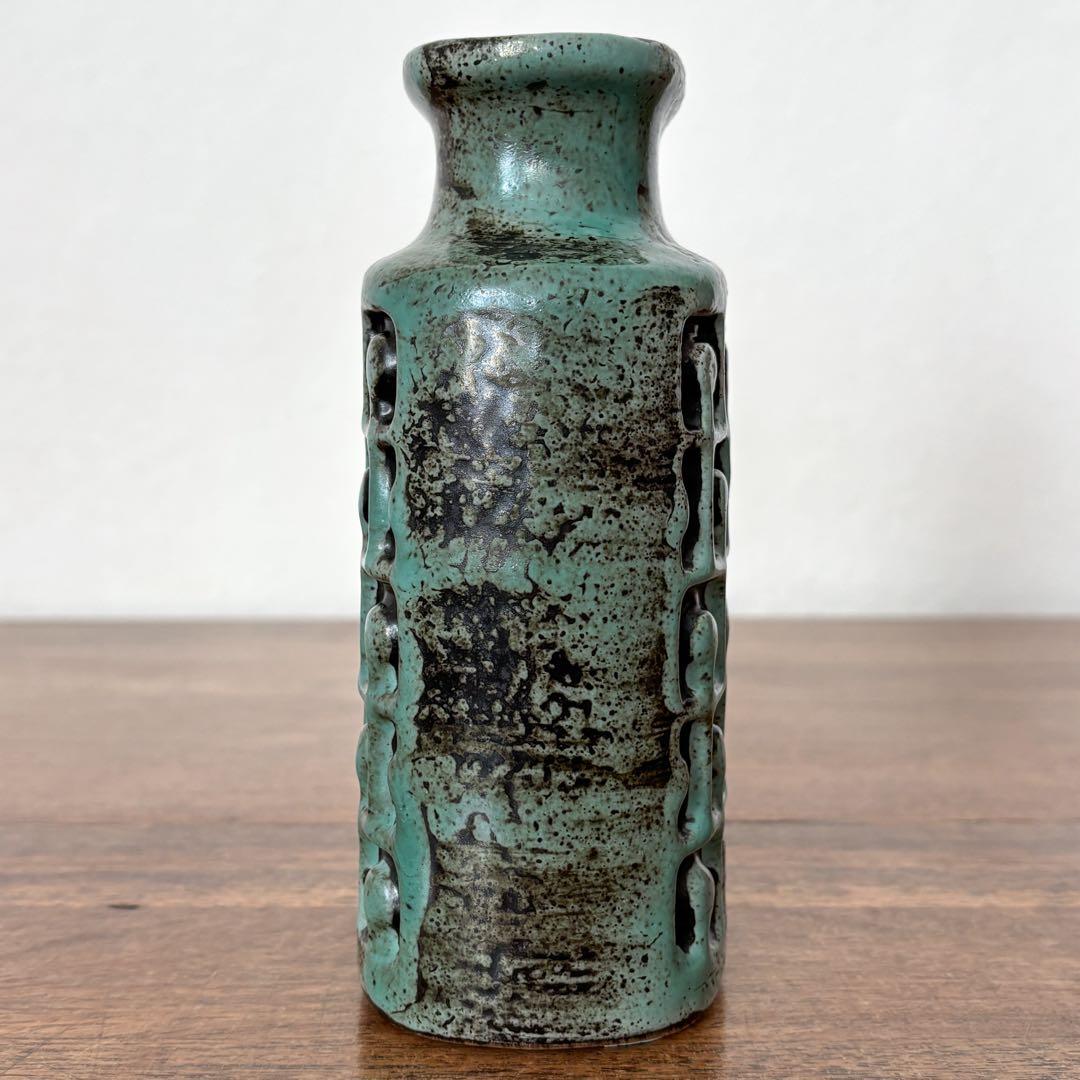 【東ドイツ Haldenslebenの花瓶】ヴィンテージ 409