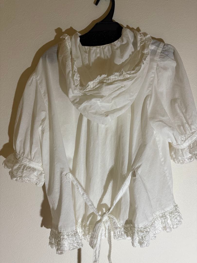 ピンクハウス　フードブラウス　2025春