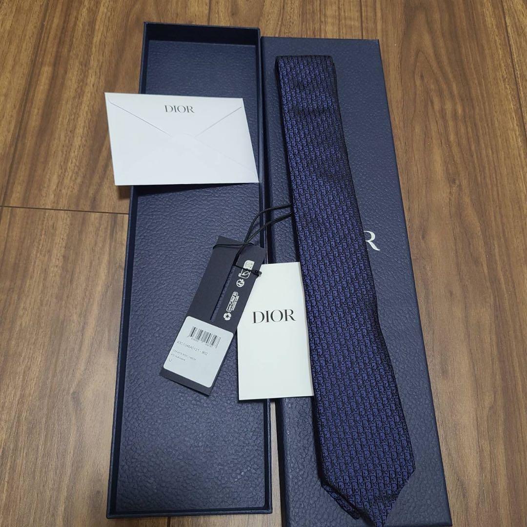 Dior ネイビー ロゴパターン シルクネクタイ